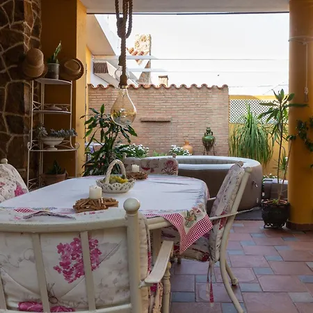 La Casa Amarilla Сasa de vacaciones *